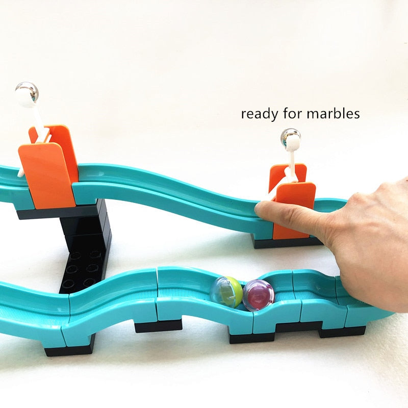 70pcs-magic-gravity-hammer-marble-race-run-slide-track-special-part-stem-diy-educational-toys-gift-large-size-building-blocks.jpg