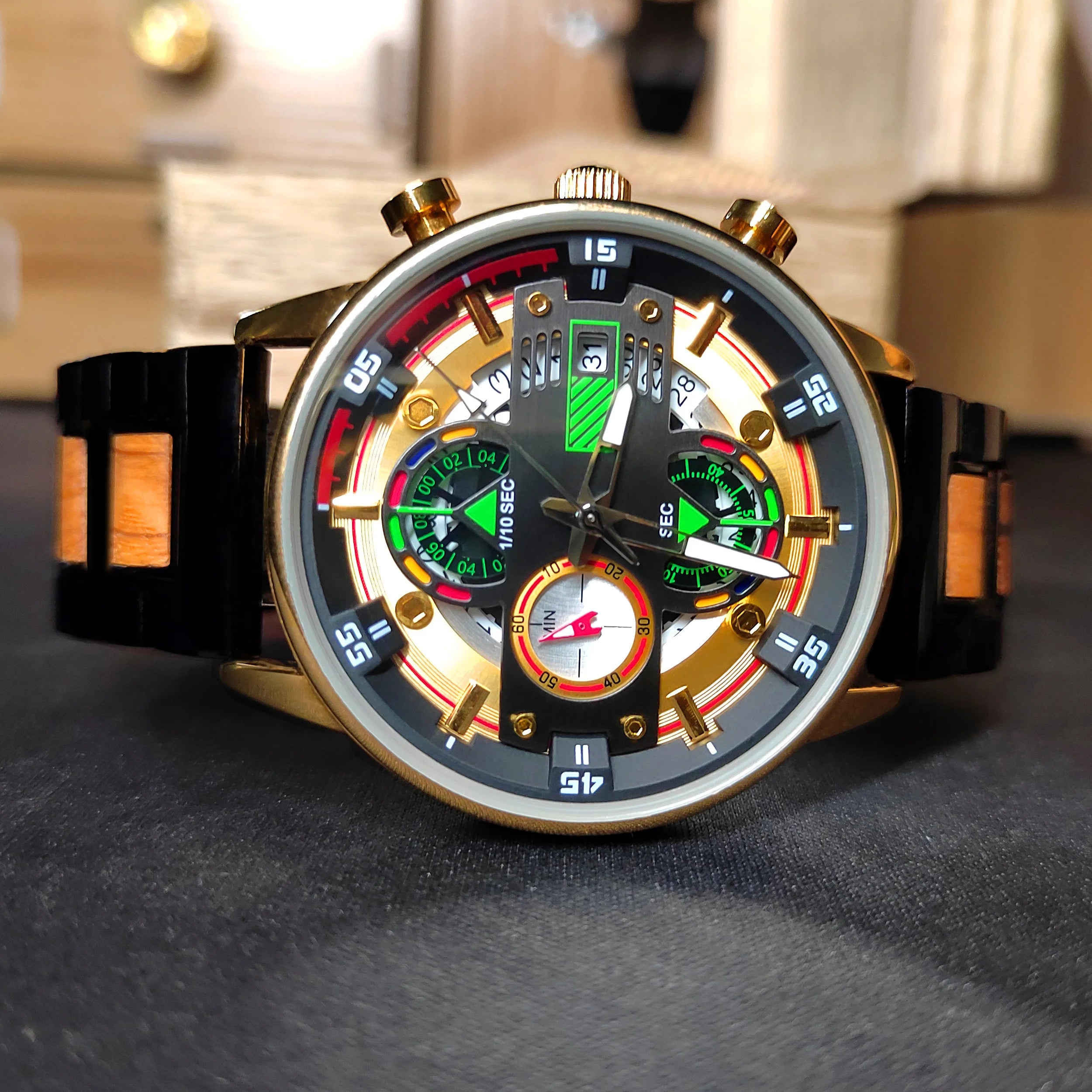Luxury Men’s Wooden Chronograph Watch – Unique Design, Stylish Gift Timepiece