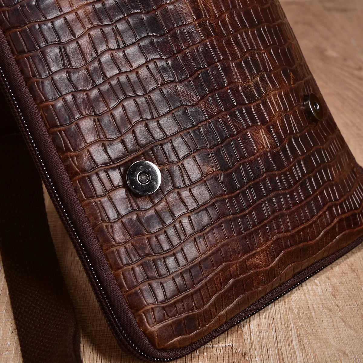 Alligator Crocodile Pattern Men’s Cow Leather Shoulder Bag