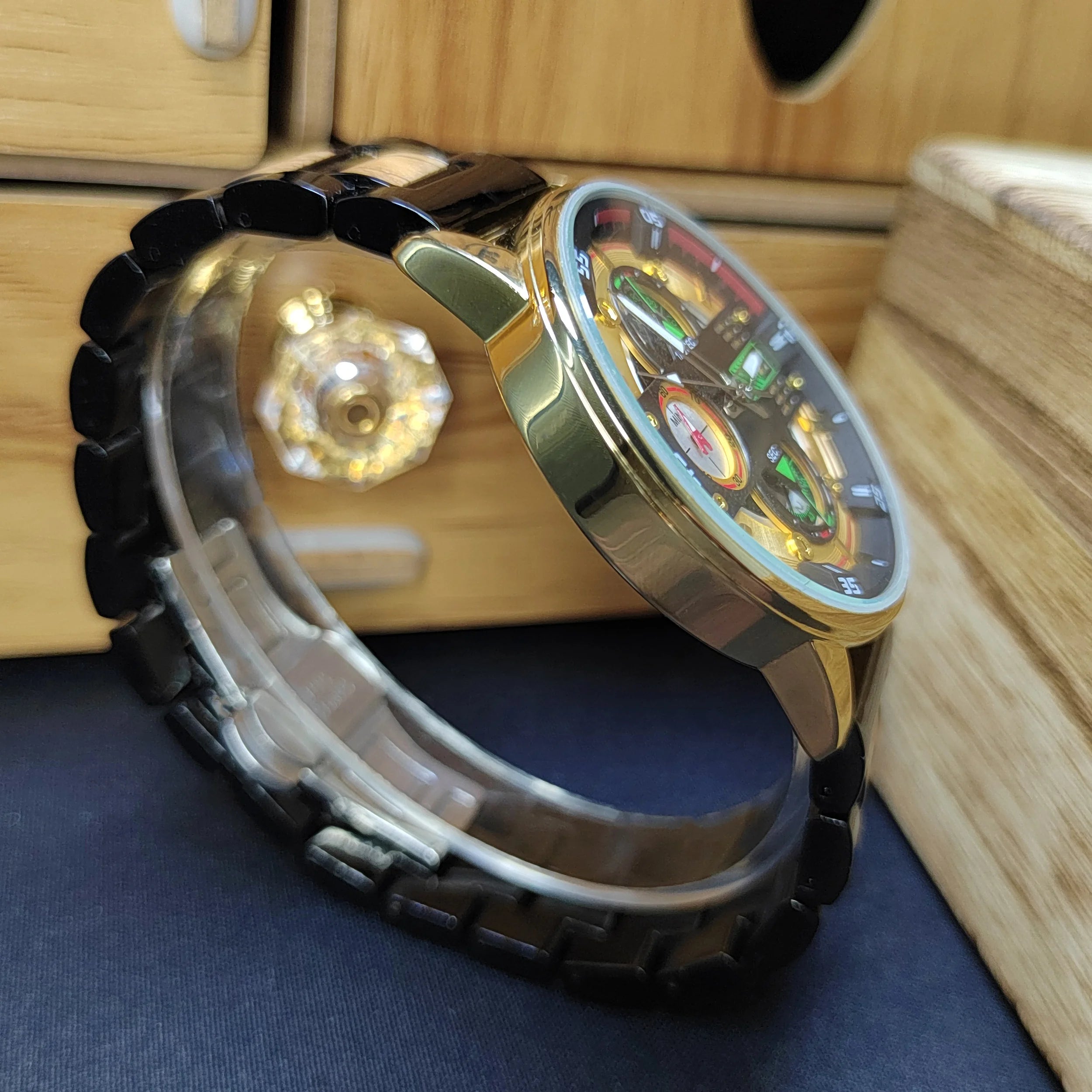 Luxury Men’s Wooden Chronograph Watch – Unique Design, Stylish Gift Timepiece