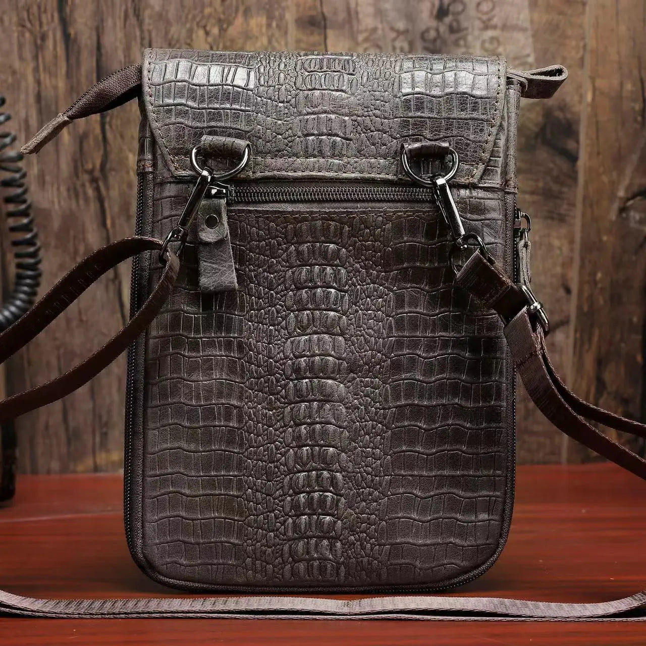Alligator Crocodile Pattern Men’s Cow Leather Shoulder Bag
