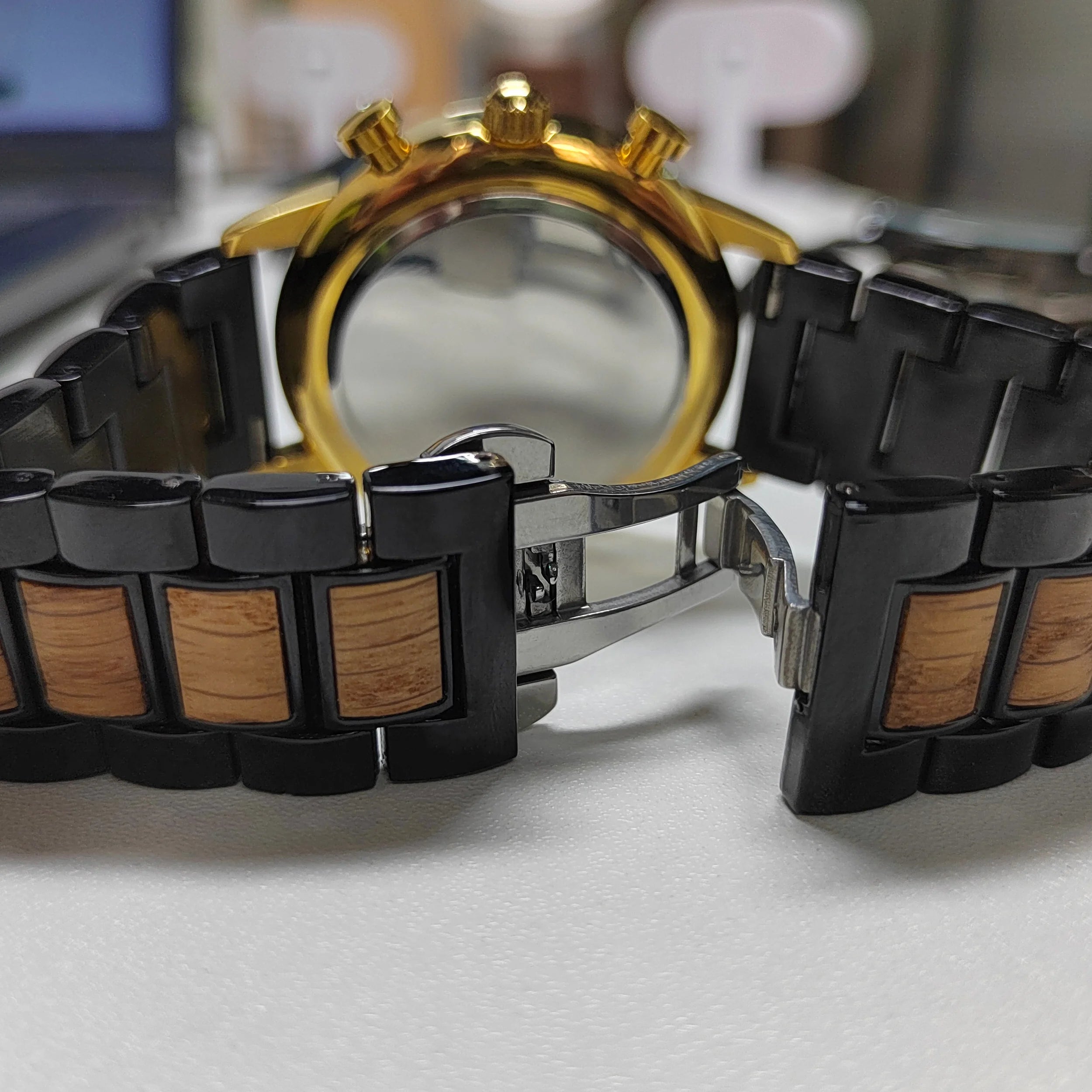 Luxury Men’s Wooden Chronograph Watch – Unique Design, Stylish Gift Timepiece