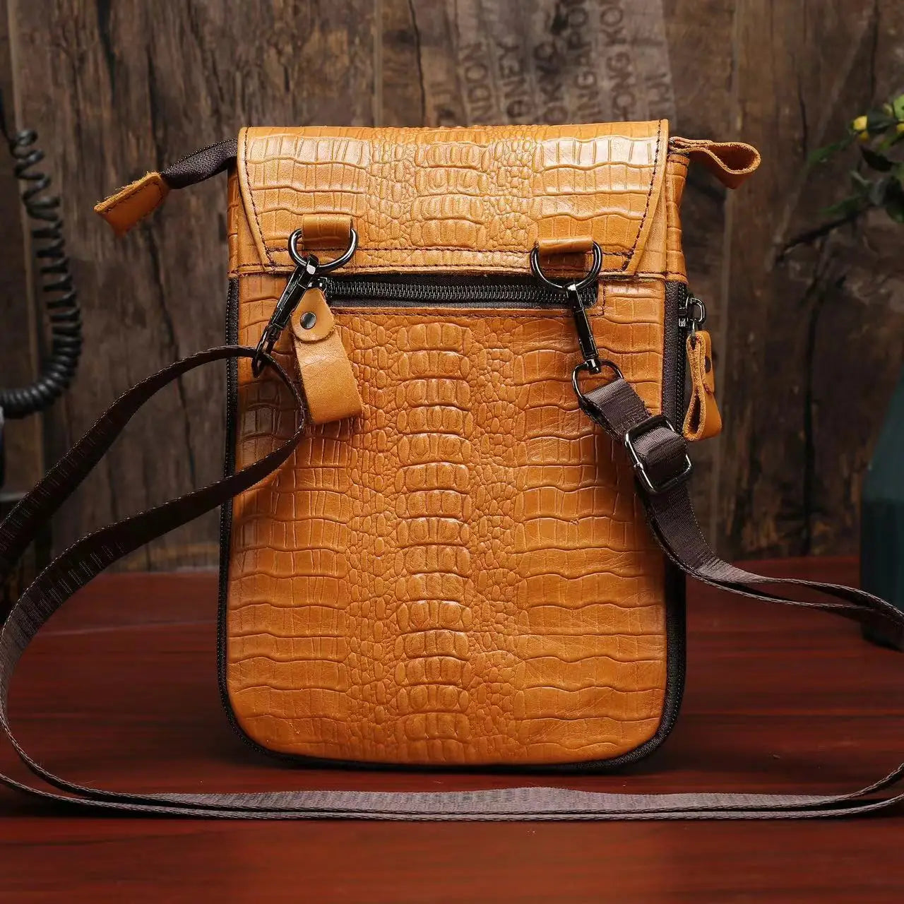 Alligator Crocodile Pattern Men’s Cow Leather Shoulder Bag