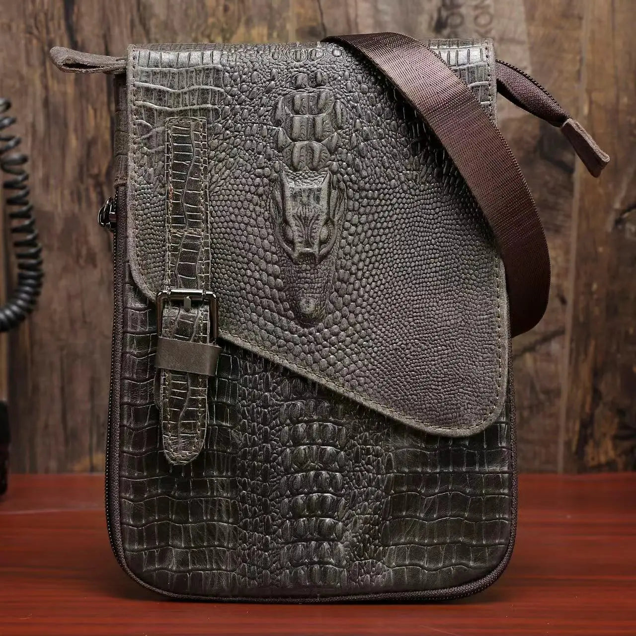 Alligator Crocodile Pattern Men’s Cow Leather Shoulder Bag