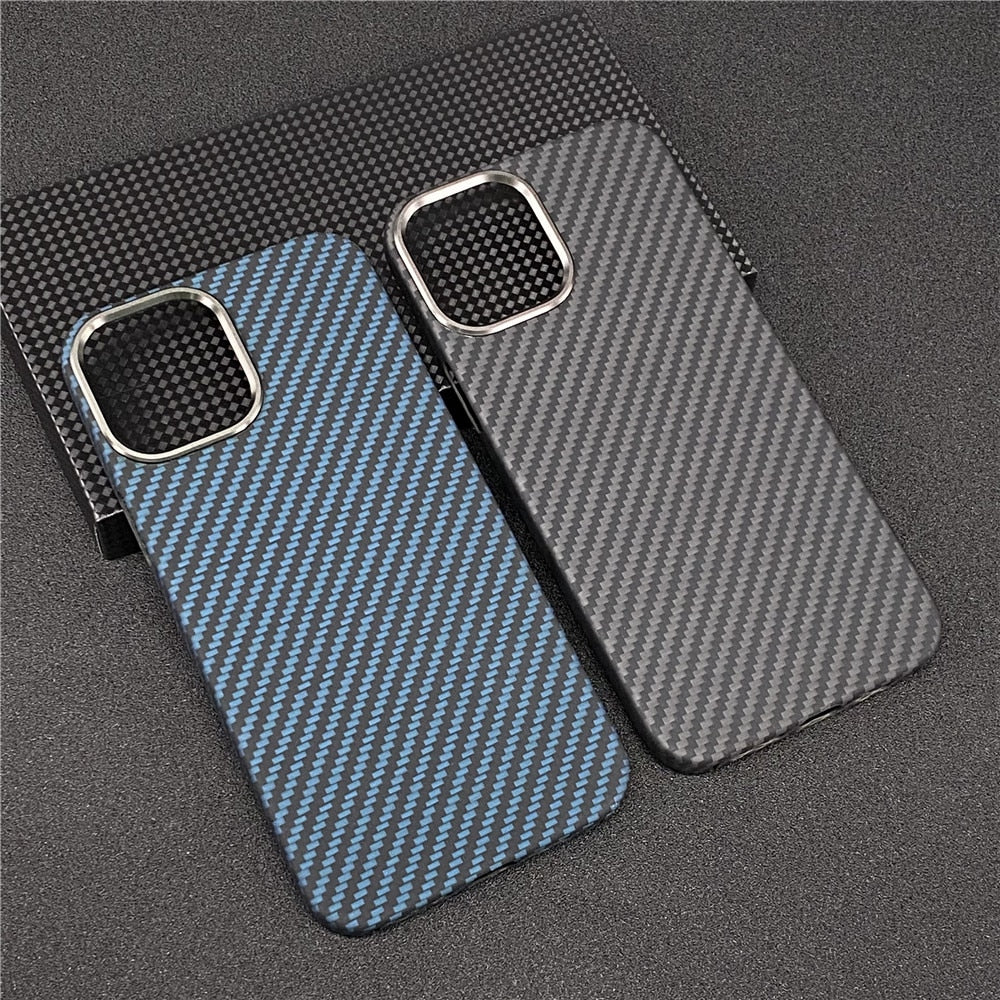 pure-carbon-fiber-phone-case.JPG