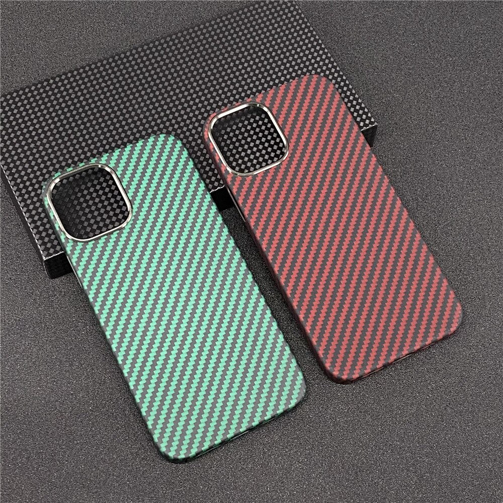 pure-carbon-fiber-phone-case.jpg