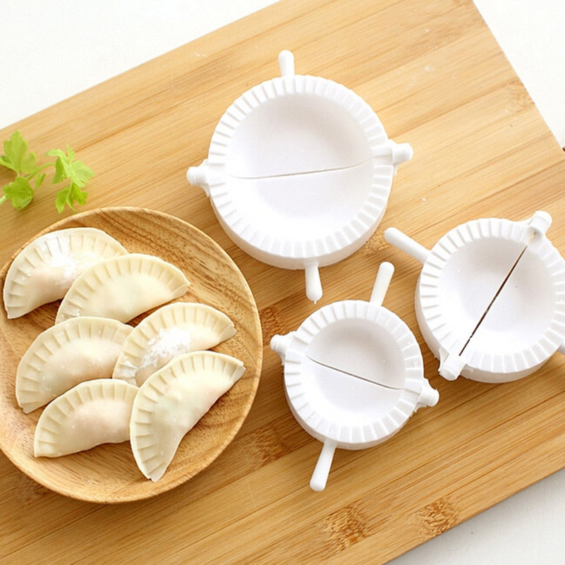 dumpling-molds-plastic-dough-press.jpg