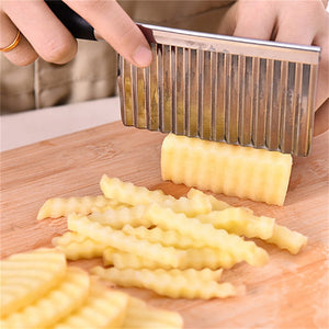 vegetable-fruit-wavy-cutter.jpg